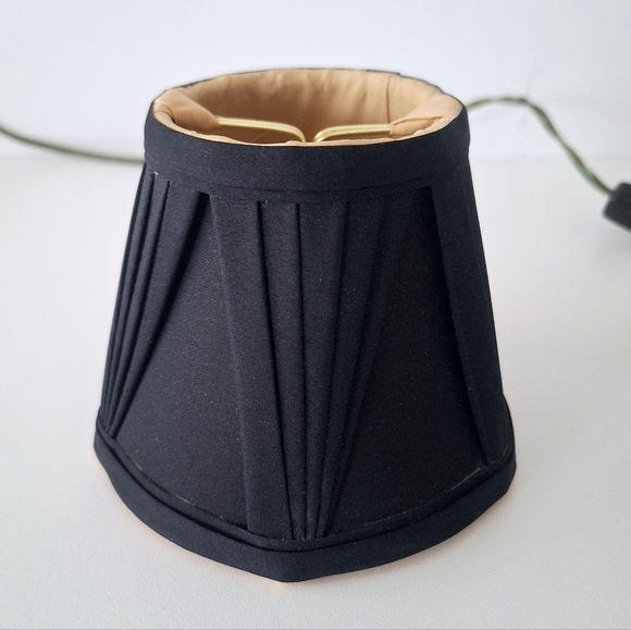 Small vintage brass desktop light - Picture 7 of 9